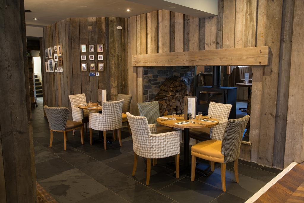 Tal Y Cafn Free House Tal-y-Cafn Bagian luar foto